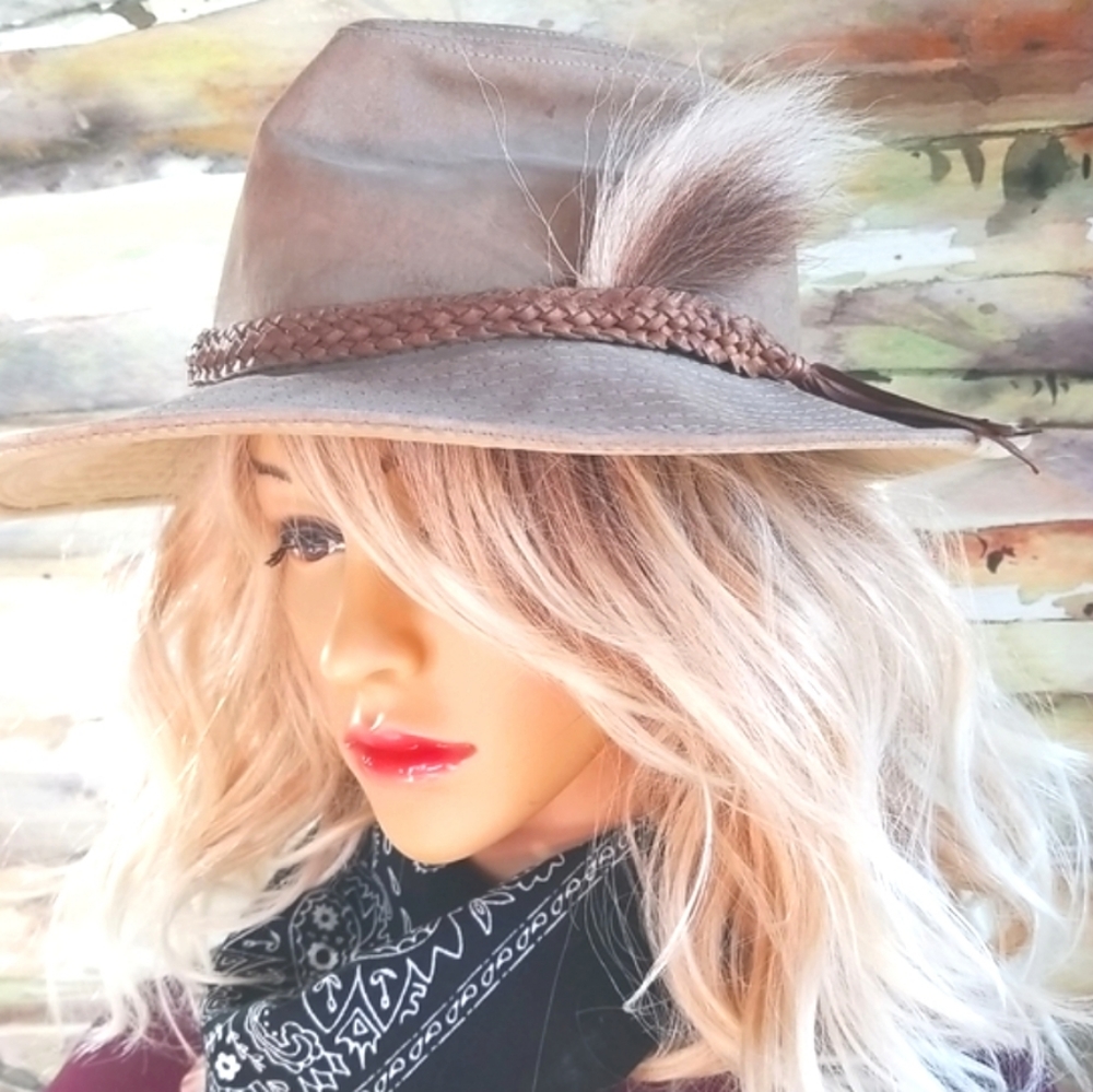 AUSSIE Loved Australian Tan Leather Canvas Travel Outback Kangaroo Tail Hat UNI